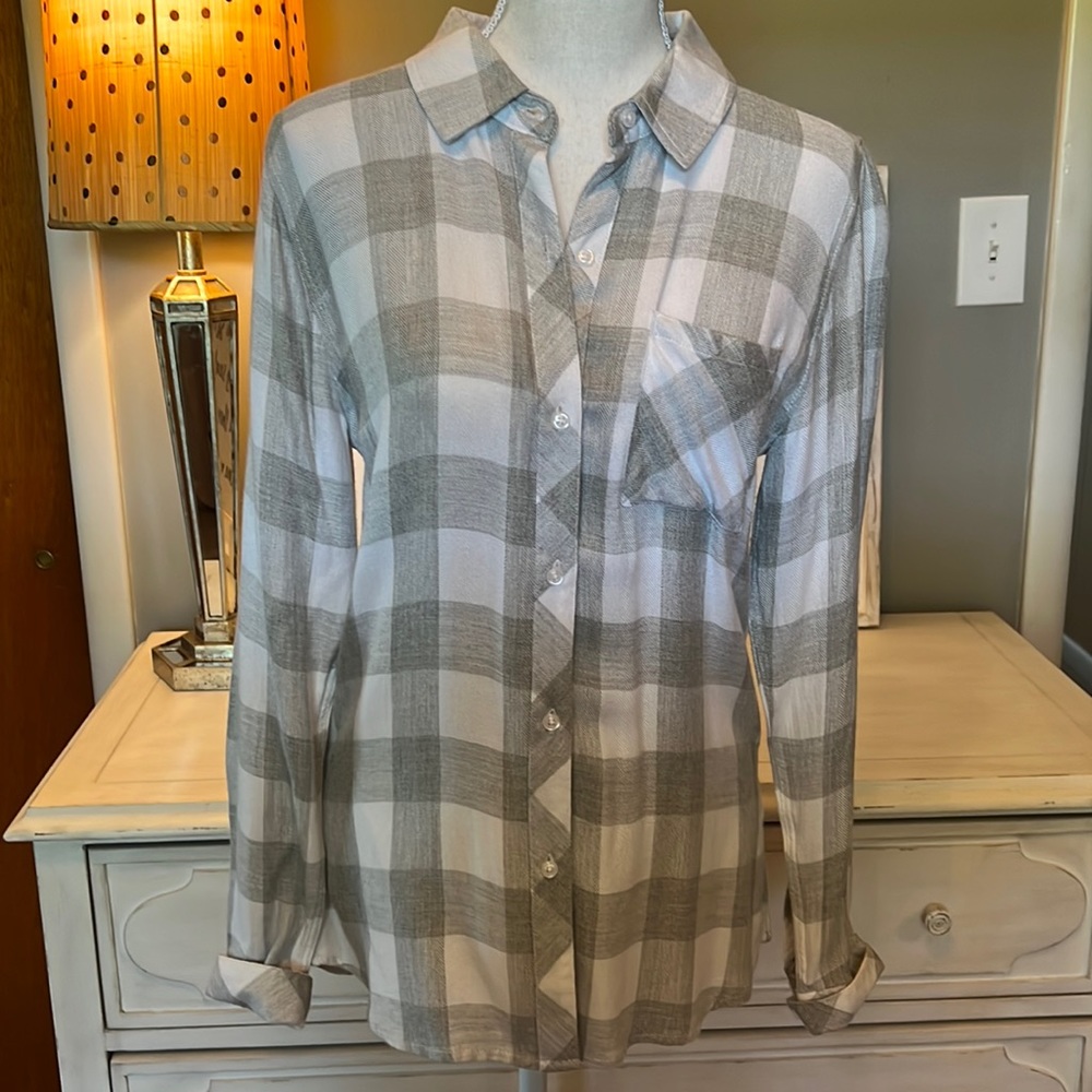 Rails Button Down